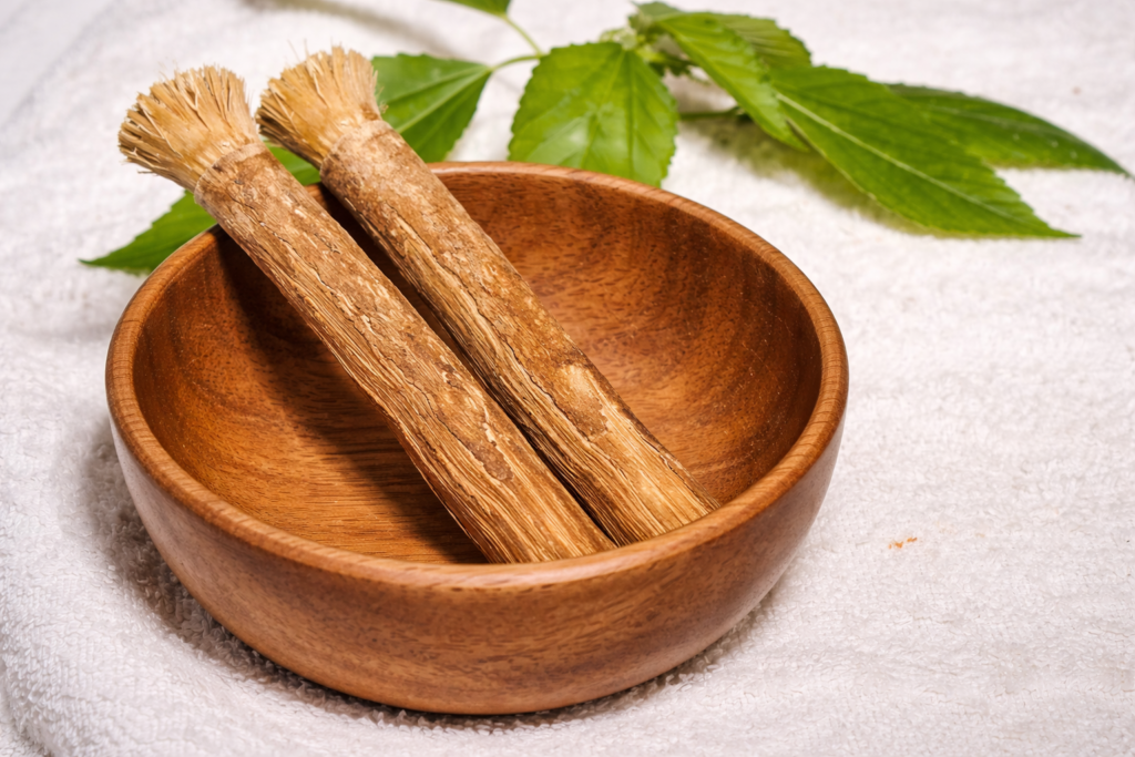 Siwak in a bowl image